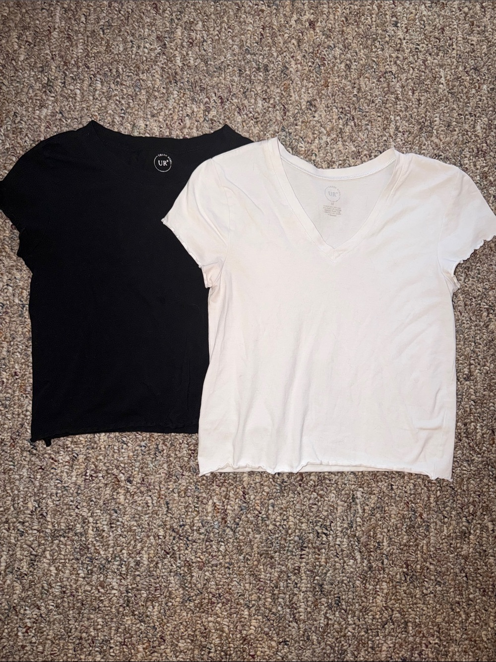 🤍🖤 Bundle of 2 UR Urban Rebels Women’s Crop Tops – Size Medium